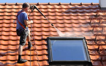 roof cleaning Amwell, Hertfordshire